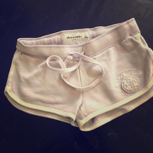 Girls Abercrombie kids pull on shorts.size small
